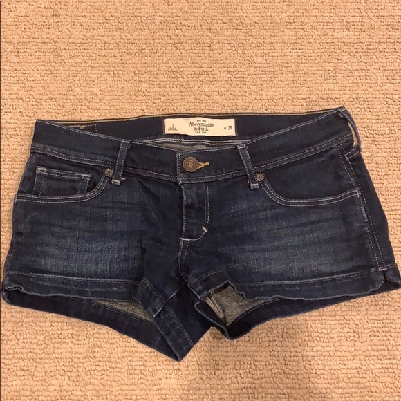 Abercrombie & Fitch dark wash shorts!!! - Picture 2 of 4